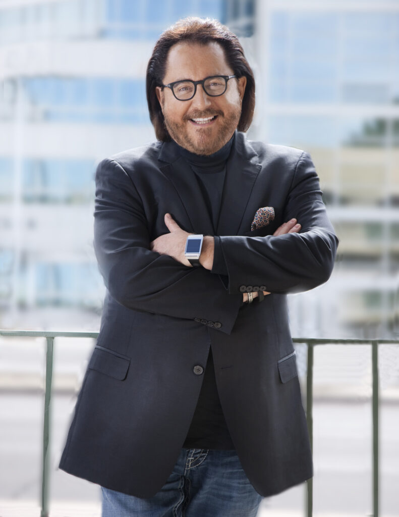 Customer experience expert and Hall of Fame keynote speaker Scott McKain