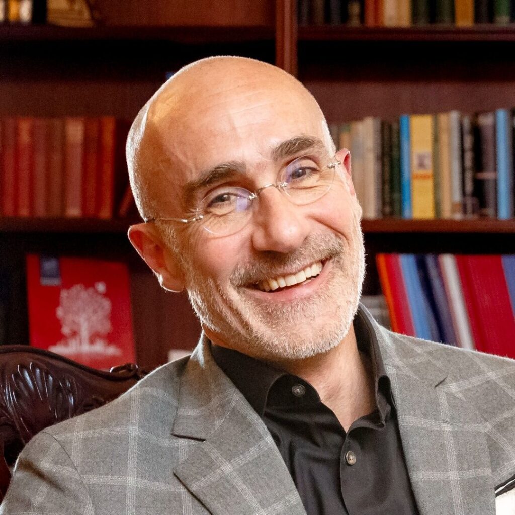 Headshot of Arthur Brooks, mental health keynote speaker