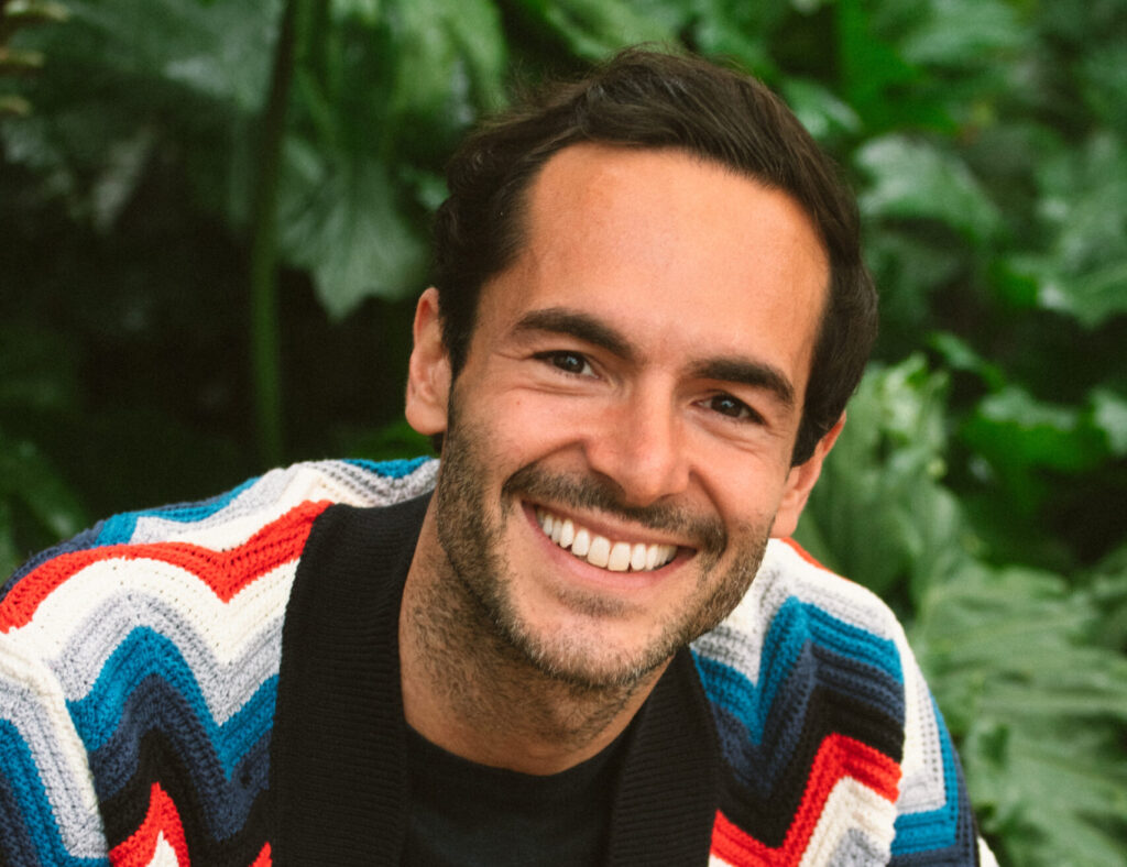 Julian Pistone - Global Voice on Courageous Leadership in the Age of AI and Uncertainty for Your Next Event