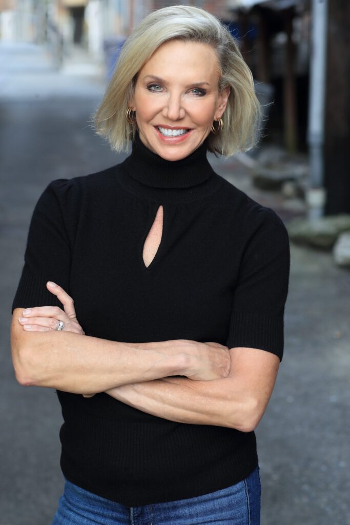 Teamwork expert keynote speaker Meridith Elliott Powell
